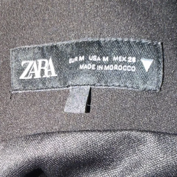 Zara Black Midi Dress Sleeveless Scoop Neck Fitted Back Slit Size M - Picture 3 of 3